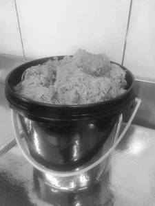 Bucket chicken biryani for 5 Members