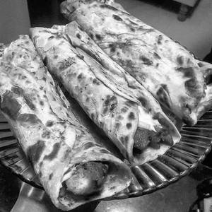 Paneer tikka roll
