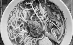 Chicken thukpa noodles