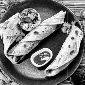 Schezwan Roll