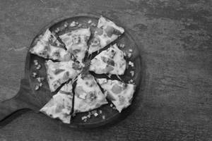 Tandoori Pneer Pizza - 7 "