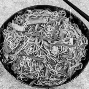 Wok tossed hakka noodles chicken