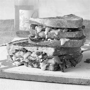 Grilled DOUBLE DECKER TOAST (3)
