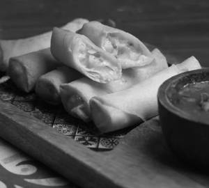 Cheesy Corn Cigar Rolls
