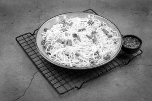 Veg Hakka Noodles