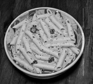 White Sauce Pasta