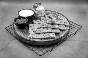 Aloo Paratha (2pcs)
