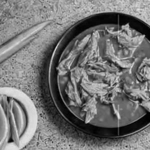 Shredded Chicken in The Hot Garlic Sauce Gravy
