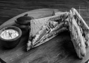 Tandoori Paneer Sandwich