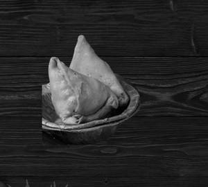 Aloo Samosa [1 Piece]