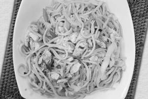 Chicken Hakka Noodles'