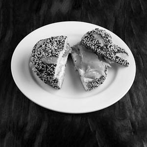 Lehaye - Smoked Salmon Bagel