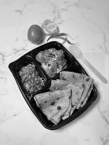 Tisryo + Chapati + Kismoor