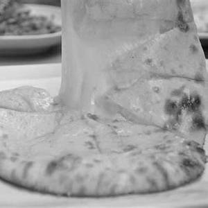 Cheese Naan [1 Piece]