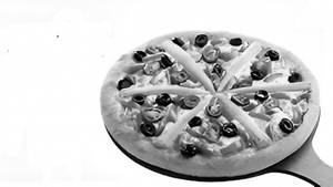 Baby Corn And Pepper Pizza