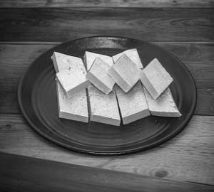 Kaju Burfi [2 Pieces]