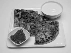 Mix Veg Paratha