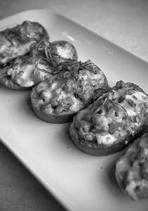 Sun-kissed Tomato Chilli Bruschetta