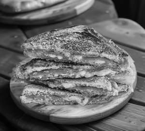 Punjabi pizza sandwich
