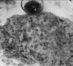 2 Nos. Besan Chilla With Tomato Ketchup & green chutney.
