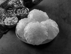 Puri Aloo Bhujiya & Halwa
