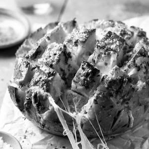 Pull Apart Garlic Bread