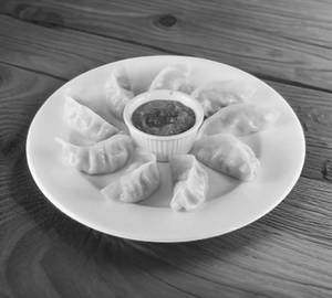 Chicken steamed momos [10 pieces]  