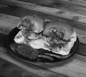 Schezwan vadapav