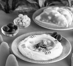 Classic hummus