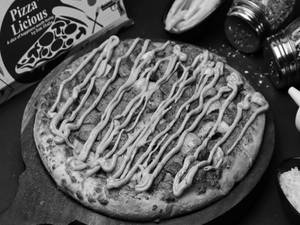 Spicy Paneer Pizza