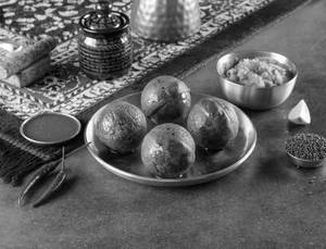 Ragi Litti Chokha