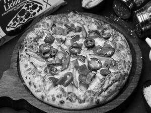 Spicy Veggie Pizza