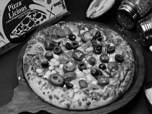 Exotica Pizza