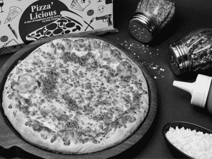 Double Cheese Margherita Pizza
