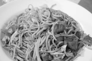 Chicken Schezwan Noodles