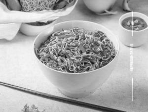 Veg schezwan noodles