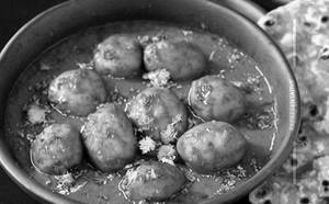 Dum Aloo Banarasi