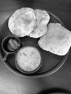 Sambar Poori(1Set)