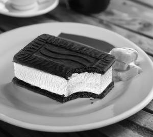 Butterscotch sandwich - 2 Pcs