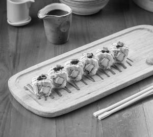 Dragon Uramaki Sushi (6 Pcs)