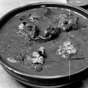 Mangalorean Style Curry Gassi (Chicken)