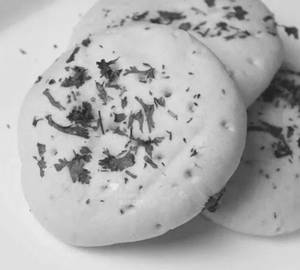 Dhaniya Kulchas