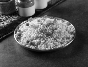 Chura Fry With Green Peas