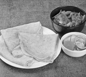 Chicken Do Pyaz With Rumali Roti Combo