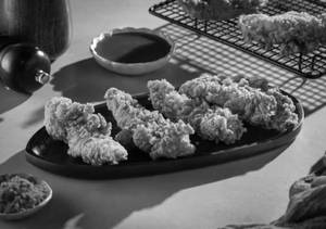 Crispy Boneless Chicken Strips 4 PC