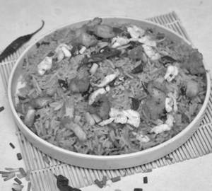 Egg Chicken Schezwan Rice