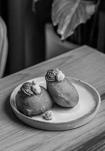 Chocolate Bombolone