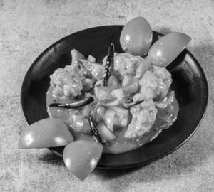 Schezwan Chicken Gravy [ Boneless]