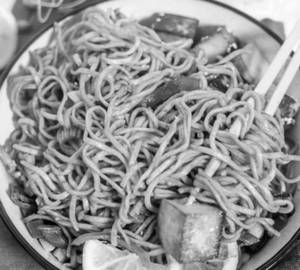 Paneer Singapuri Noodles