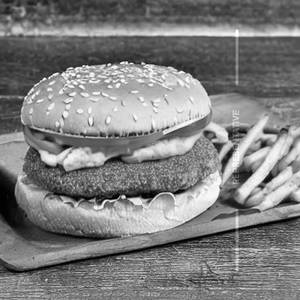 Peri peri paneer burger